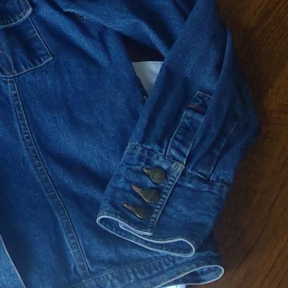 Lightweight Jean Jacket - Picture 4 of 11